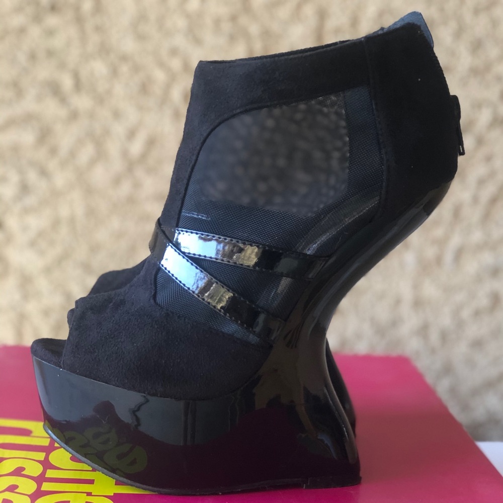 Wedged/heels black 6 from CR - Picture 2 of 5